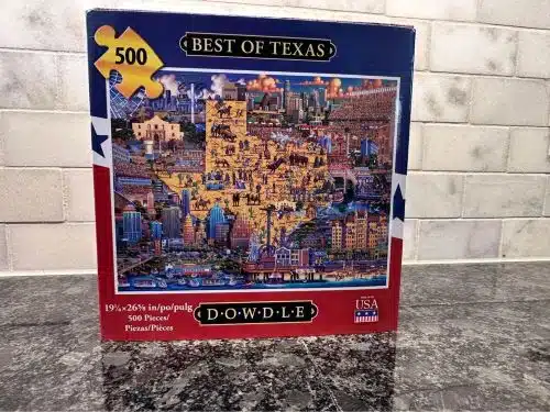The box of a jigsaw puzzle of Austin, Texas
